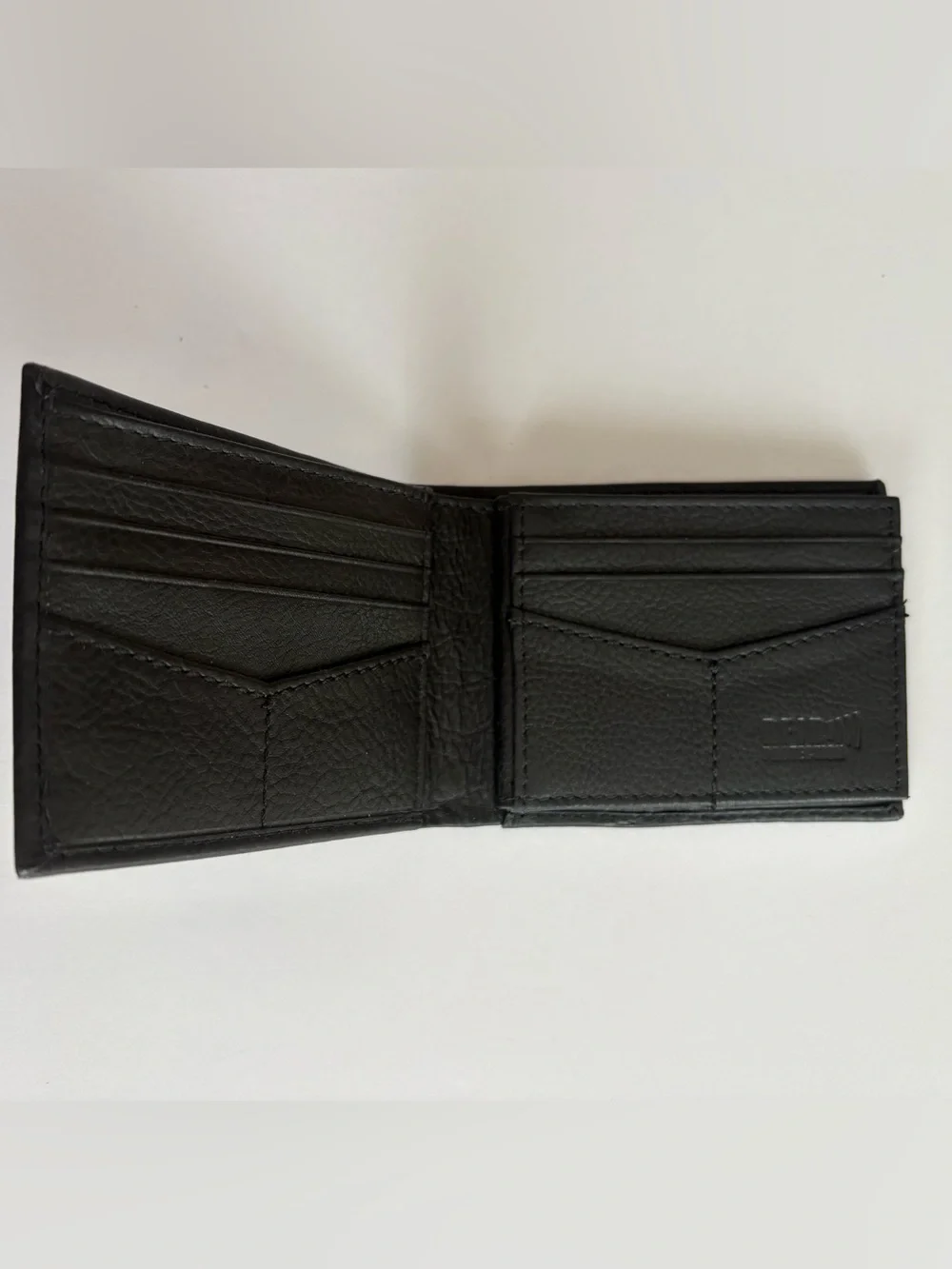 New Genuine Leather George Bi-fold Wallet ID Window RFID Protection